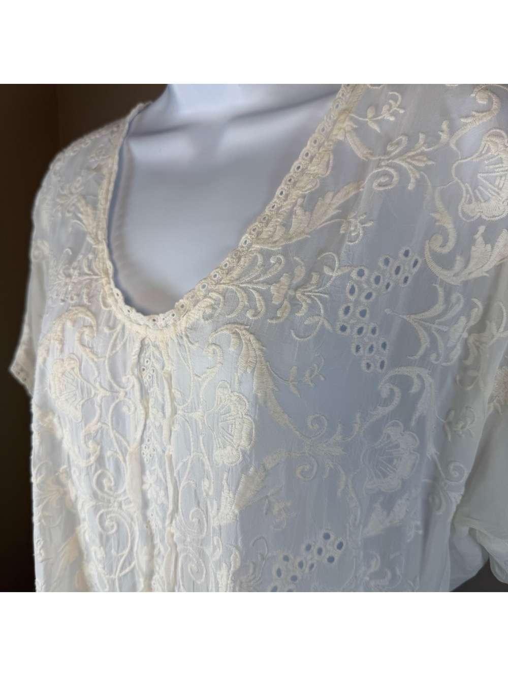 Johnny Was White Embroidered Tunic Size S - Picture 2 of 4